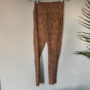 Fun gold speckled pattern leggings